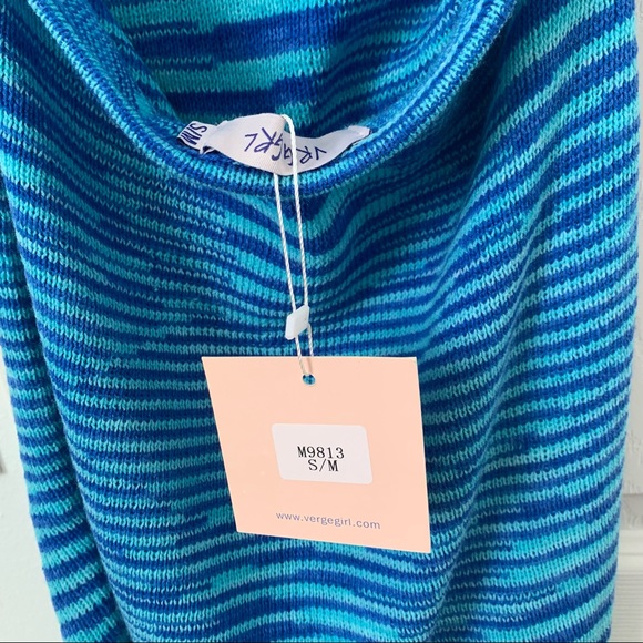 Blue knit halter mini dress - Picture 5 of 5